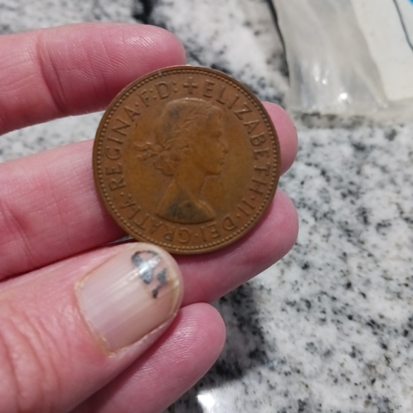 1966 Penny UK Great Britain Queen Elizabeth II Circulated Bronze - Picture 2 of 3